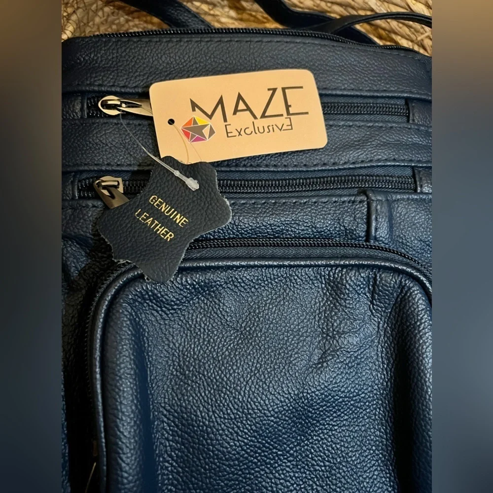 Maze Crossbody Navy Leather 5 Zip 1 Pocket
